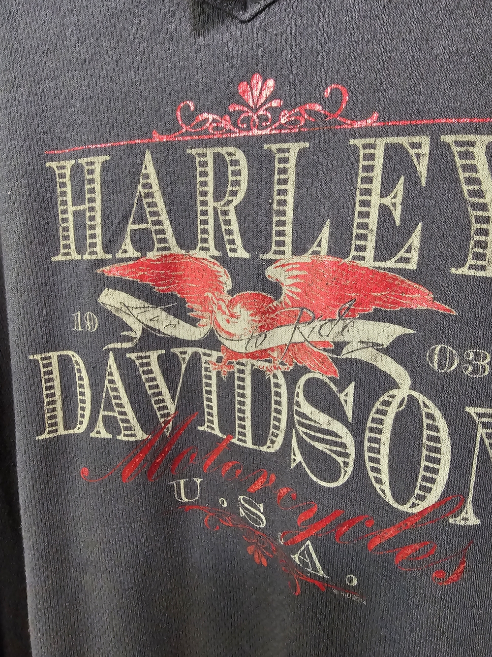 Harley-Davidson Women's Long Sleeve V-Neck Shirt - Charcoal with Red Graphic - Picture 2 of 4